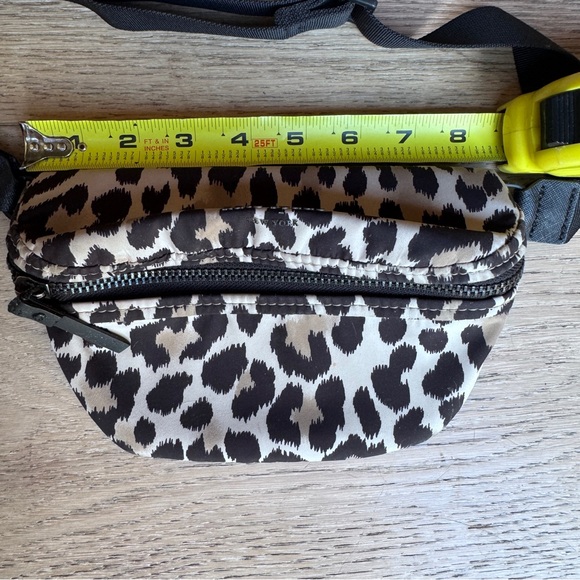Kate Spade “That’s the Spirit” leopard print belt bag in black and Cream - Picture 15 of 16